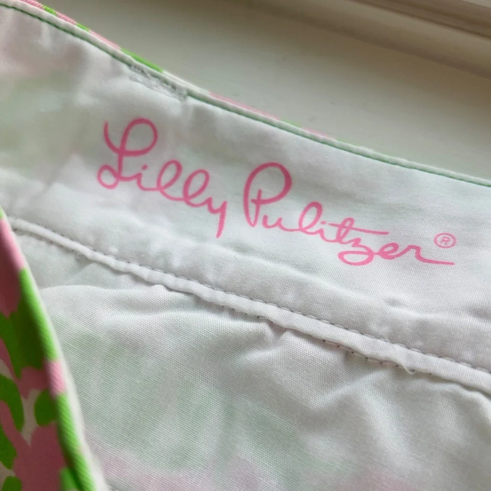 Lilly Pulitzer Chipper Shorts Womens 10 Pink Green Lion Head Floral Print Cotton